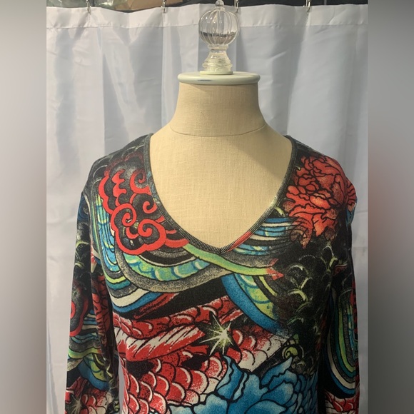 Chico’s Design Long Sleeve V-Neck Women's Size 0 Multi Color Lightweight Shirt - Picture 2 of 8